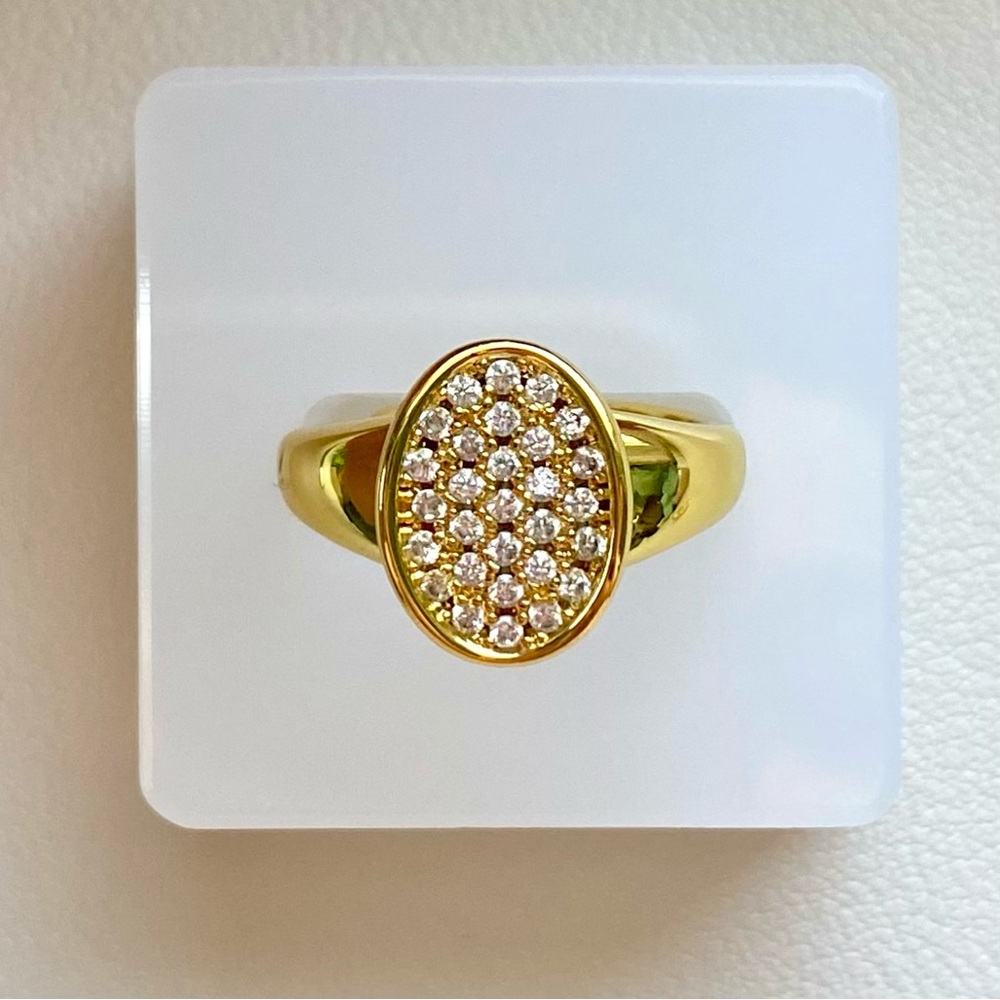 Gold Oval Pavé Crystal Ring